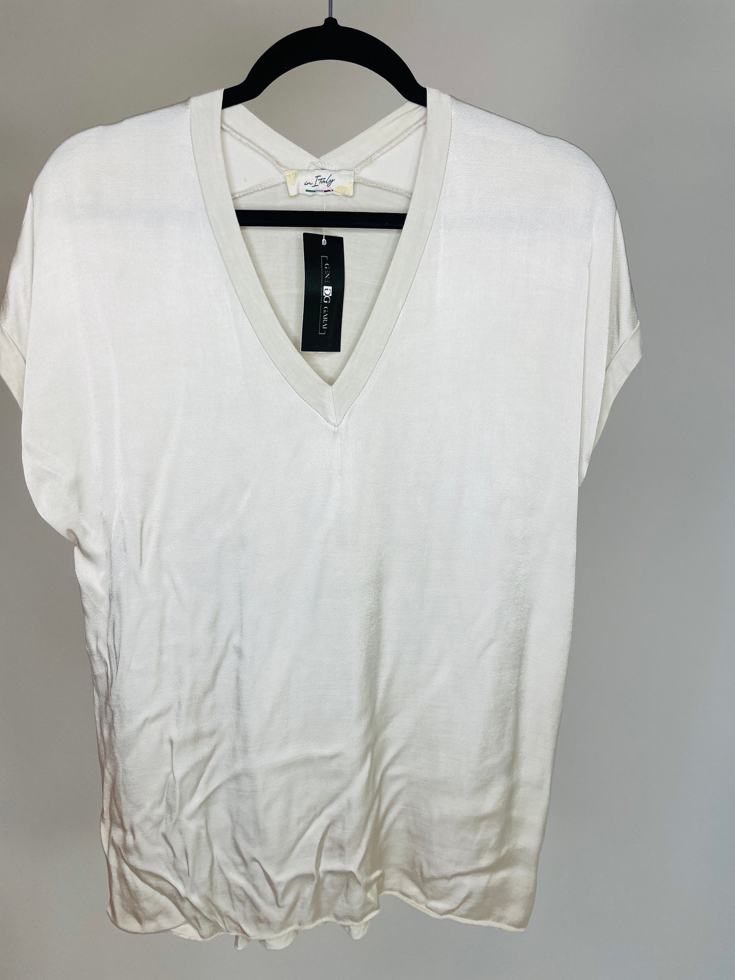 Basica V-neck