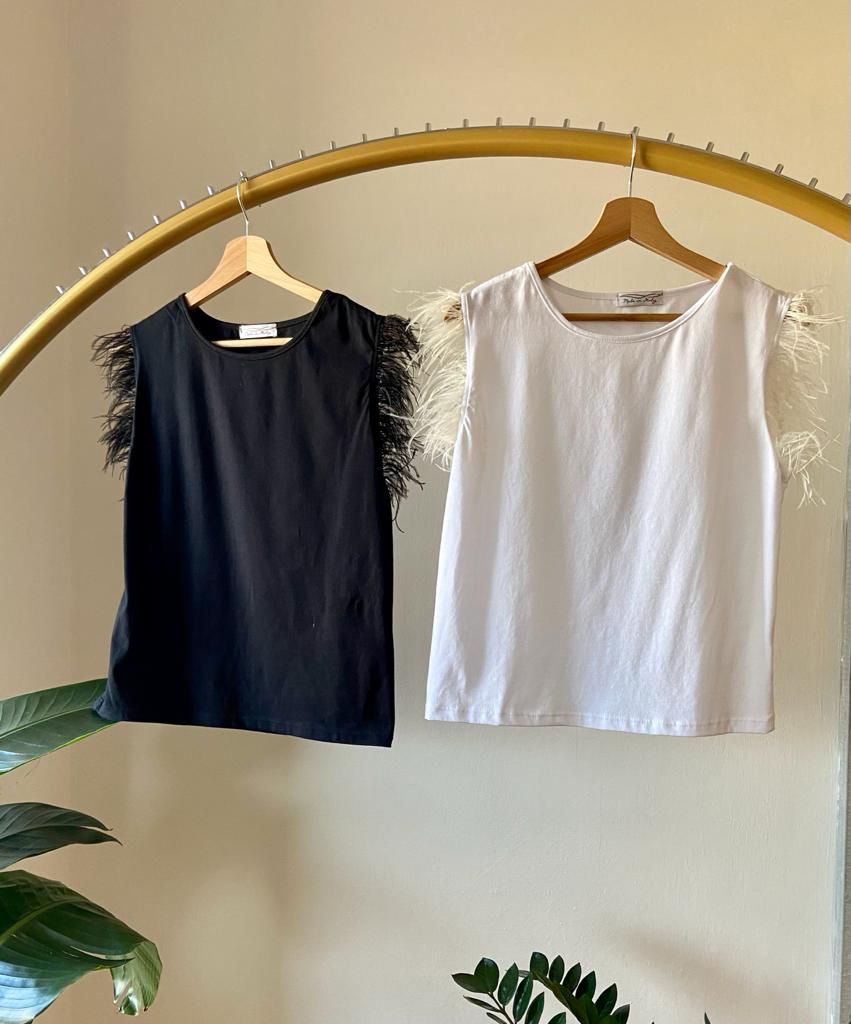 Feathers t-shirt