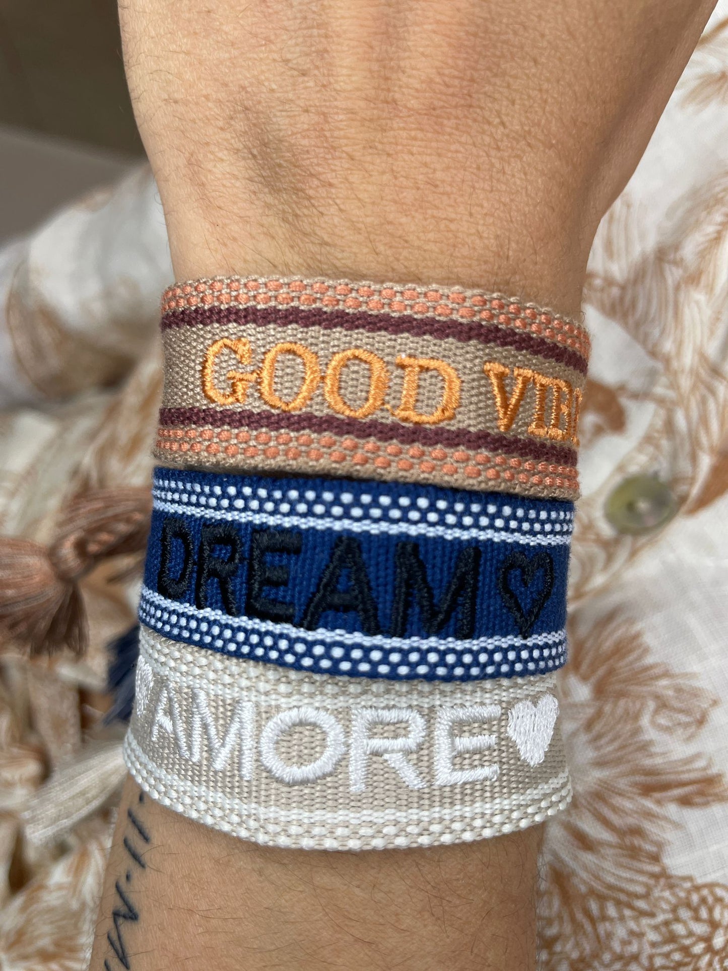 Pulseras Tejidas